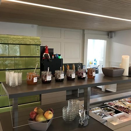 Die Krone - Hotel Garni Kirchzarten Kültér fotó